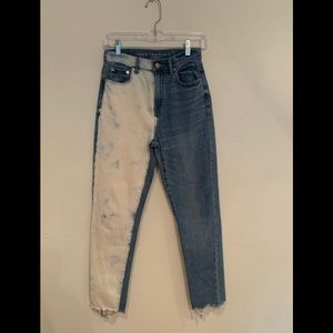 American Eagle mom style jeans